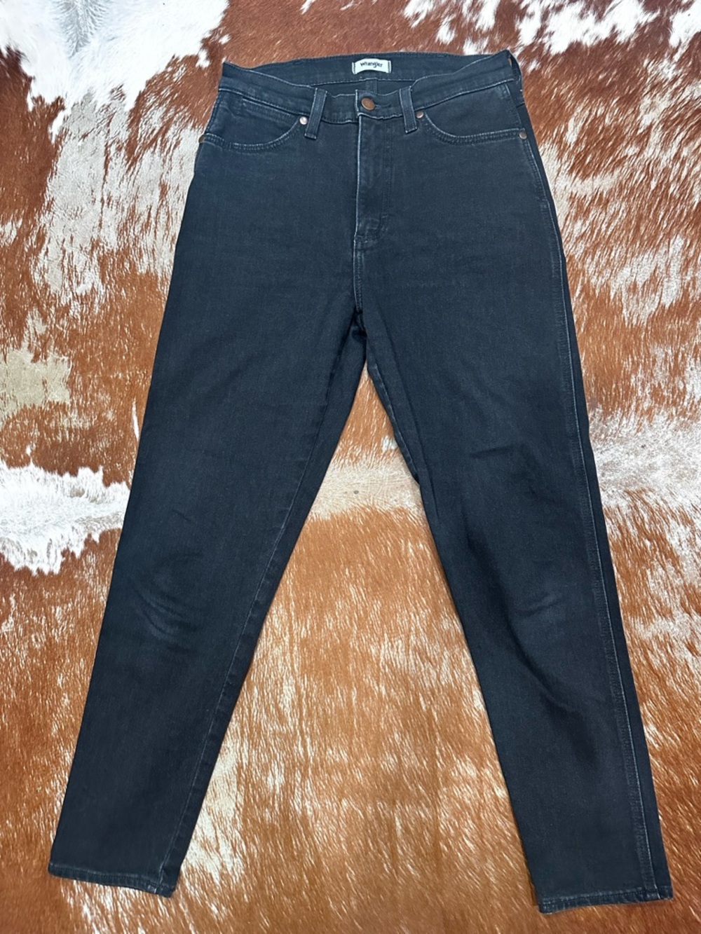 Wrangler High-Rise Black Women's Jeans - Slim Taper